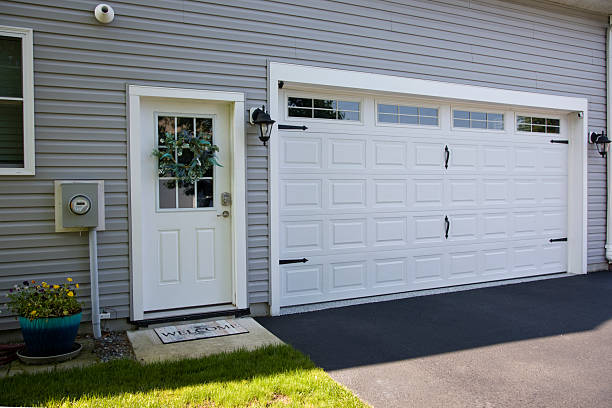 24/7 Emergency Garage Door Panel Replacement experts in Laughlin AFB, TX